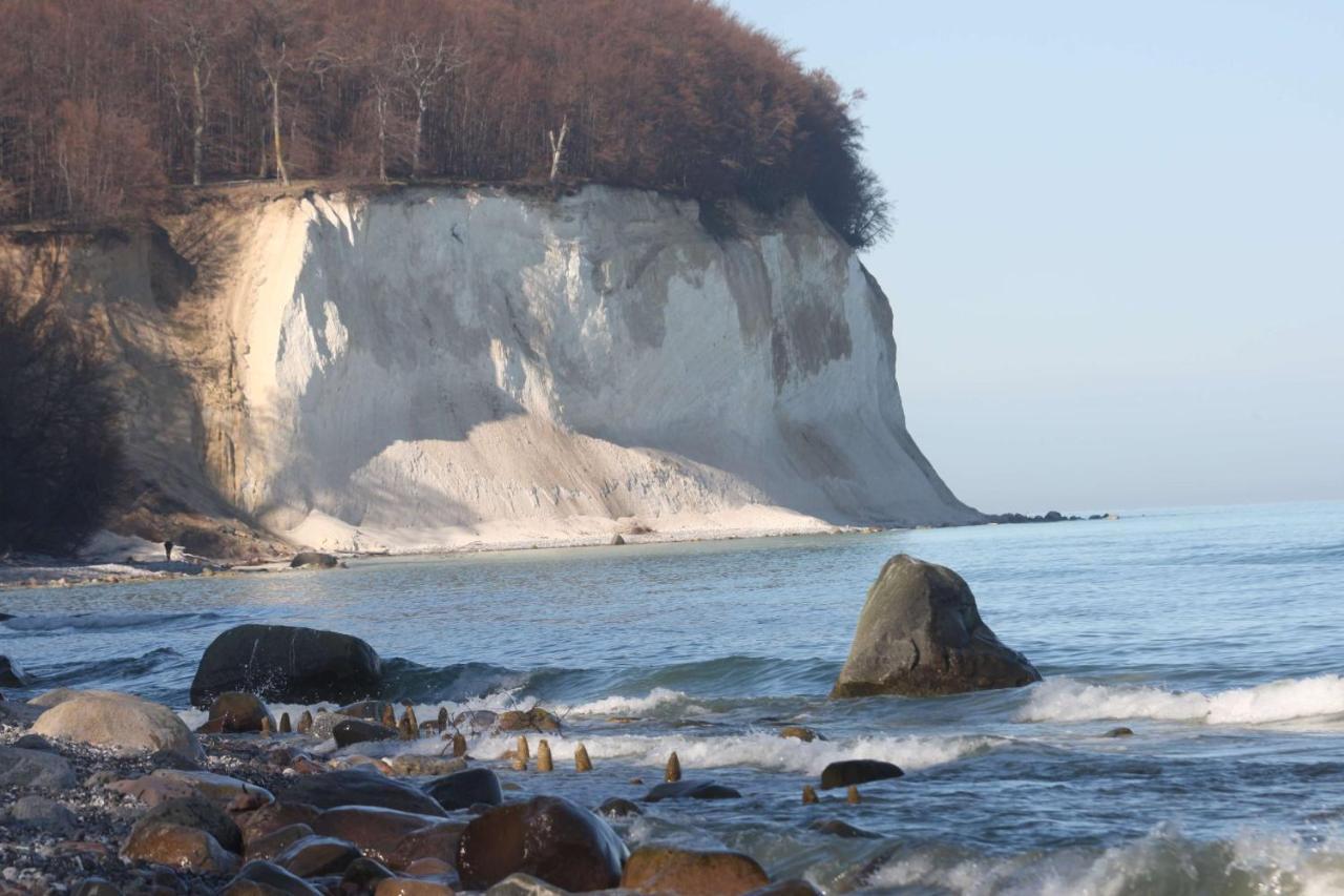 Strandhaus Buskam Im Moenchgut Auf Ruegen لوبه المظهر الخارجي الصورة